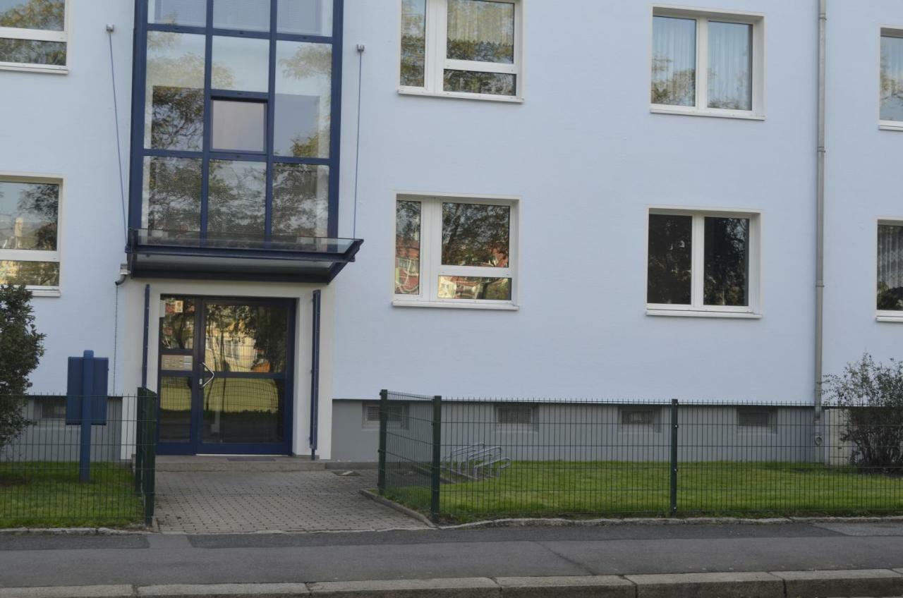 F3 - "Gemuetlich Mit Kunst" Apartment Dresden Bagian luar foto